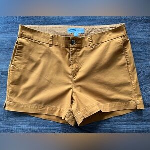 Old Navy Women's Golden Everyday Shorts | Size 14